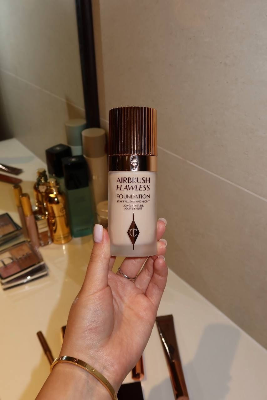 Charlotte Tilbury Airbrush Flawless Foundation