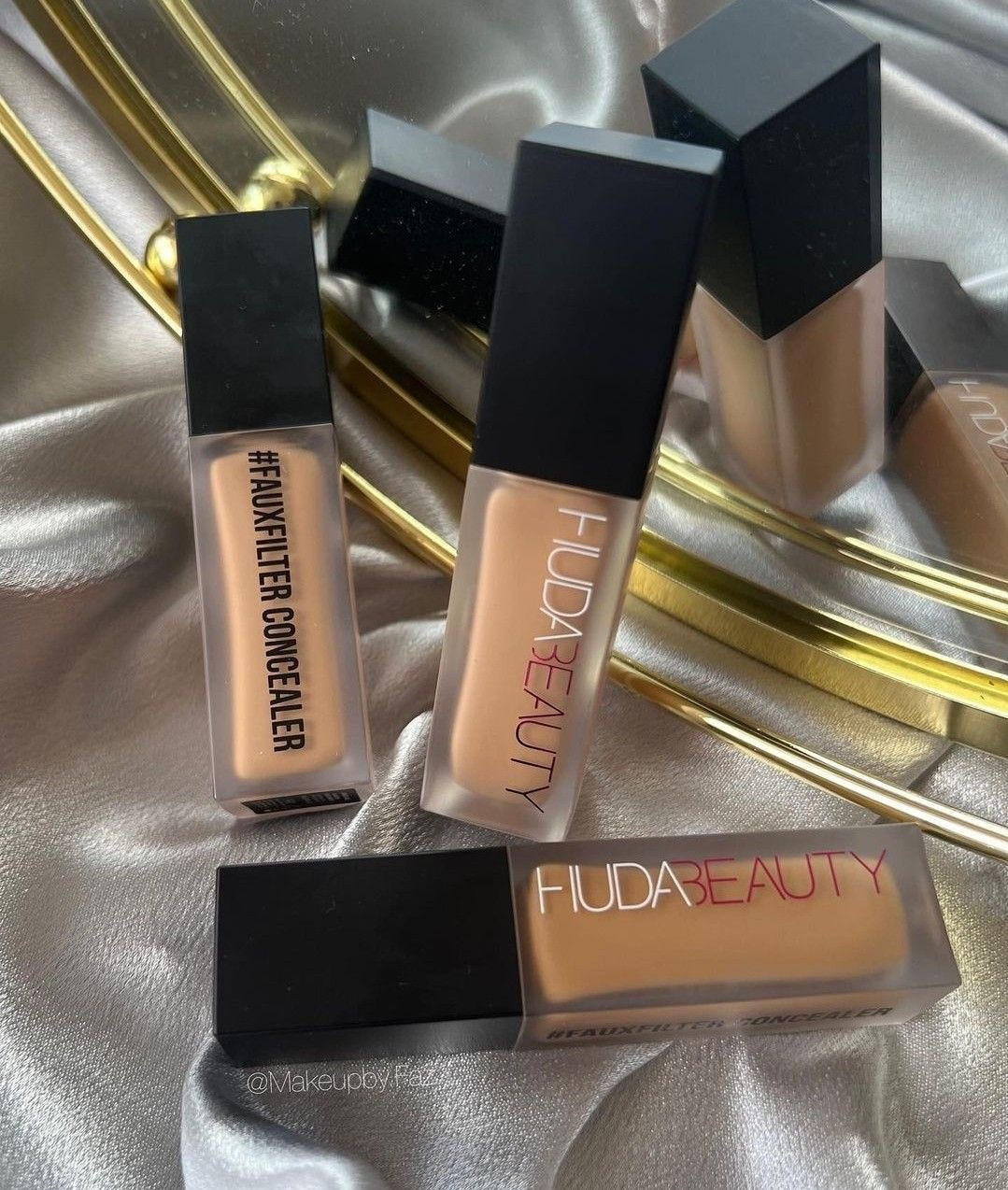 HUDA BEAUTY FauxFilter Luminous Matte Concealer full size