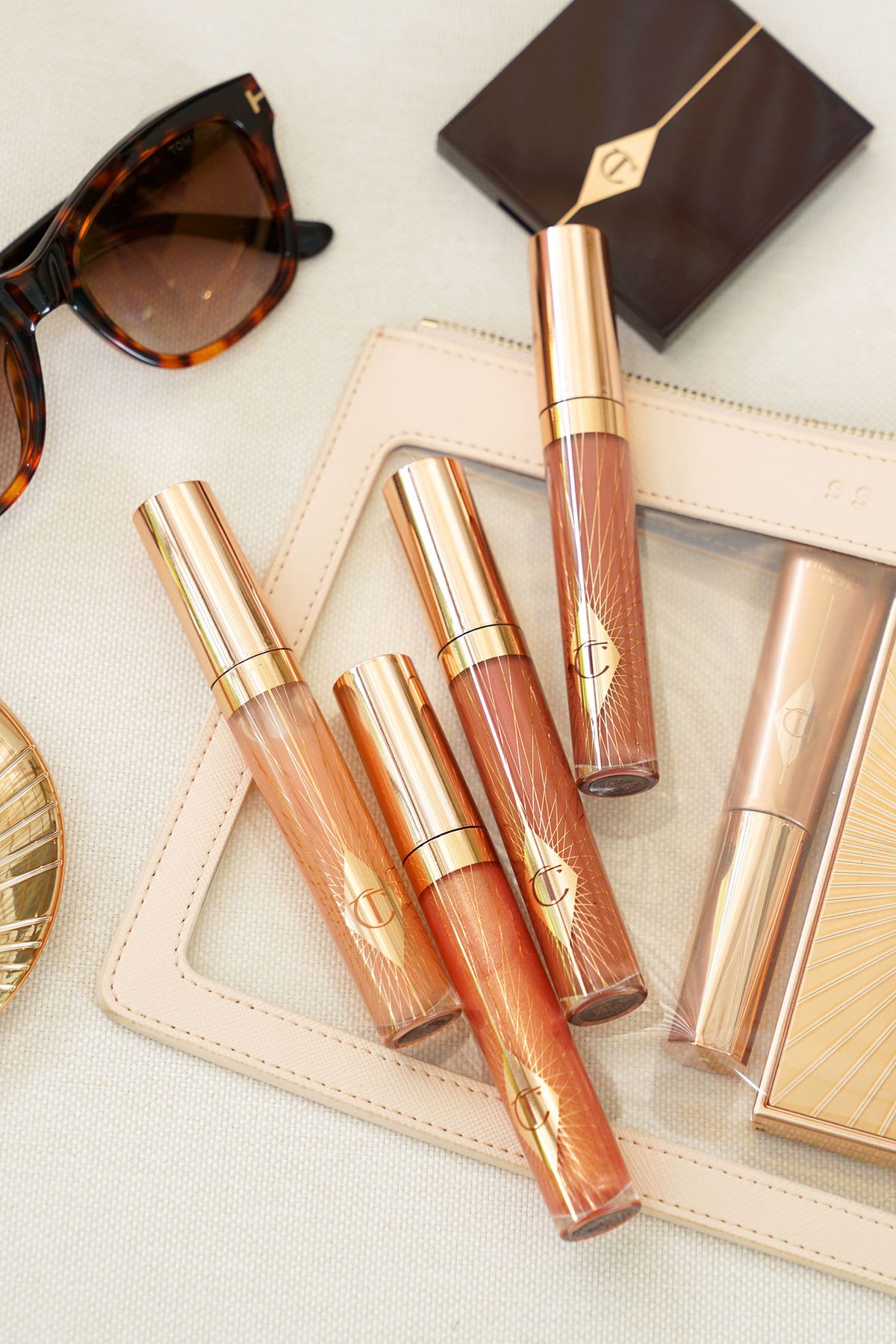 Charlotte Tilbury Collagen Lip Bath Gloss
