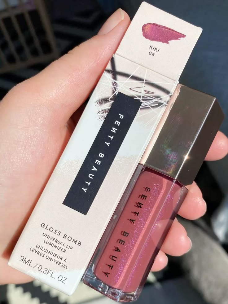 Fenty Beauty Gloss Bomb Universal Lip Luminizer