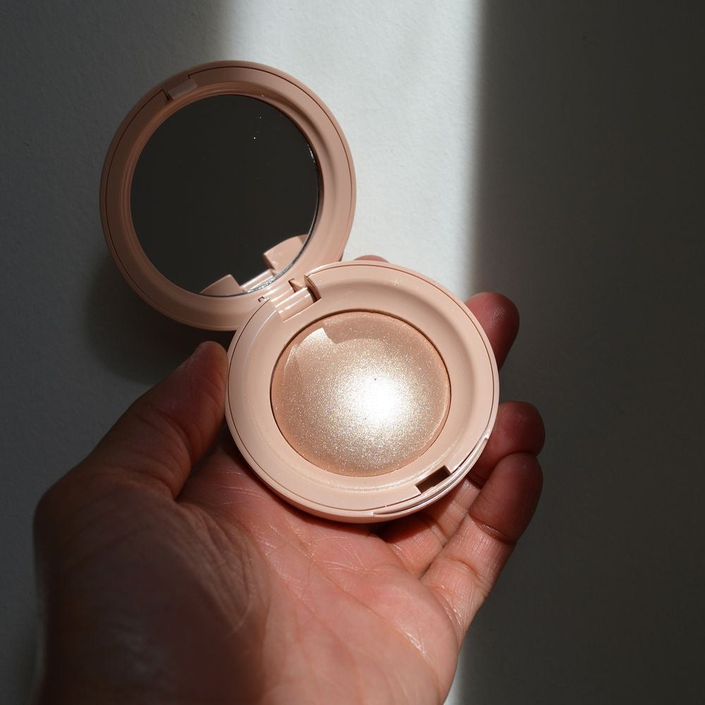 Rare Beauty Positive Light Silky Touch Highlighter