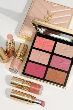 Yves Saint Laurent Golden Oasis Couture Face Palette – Blush & Highlighter