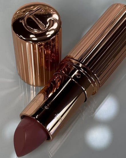 Charlotte Tilbury Matte Revolution Hydrating Lipstick